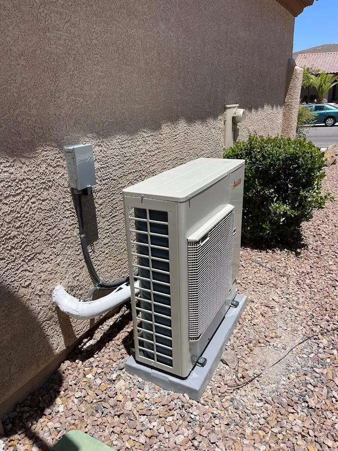 Residential air conditioning condenser unit in Cottonwood